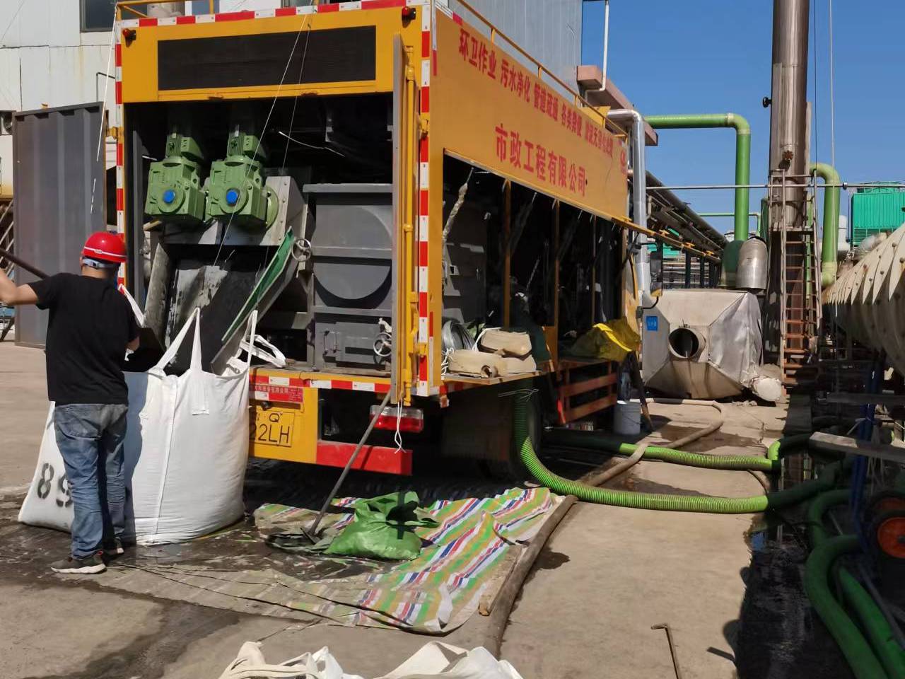 聂拉木淤泥压干处理